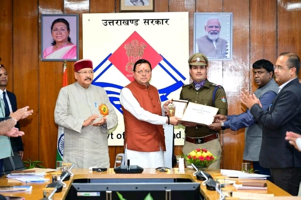 WhatsApp Image 2025-11-19 at 11.15.04 AM (1)