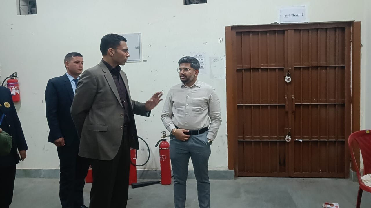 WhatsApp Image 2025-12-06 at 12.01.36 PM